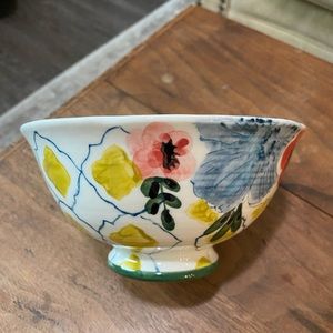 Custom listing 4 bowls 5 salad plates one dinner plate